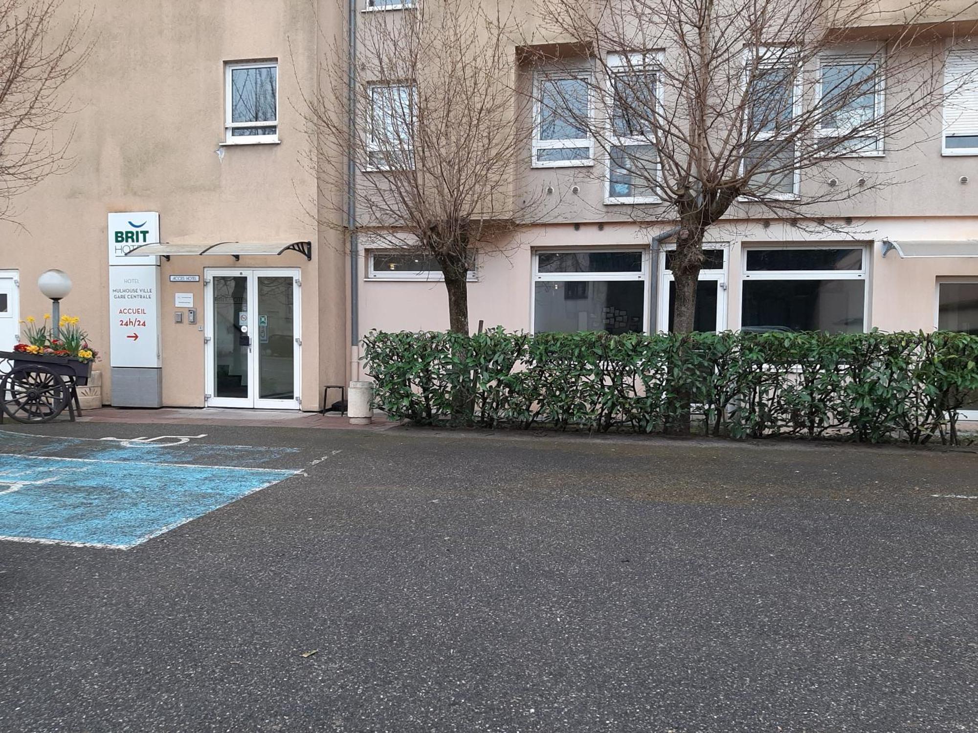 Brit Hotel Mulhouse Centre Exterior foto